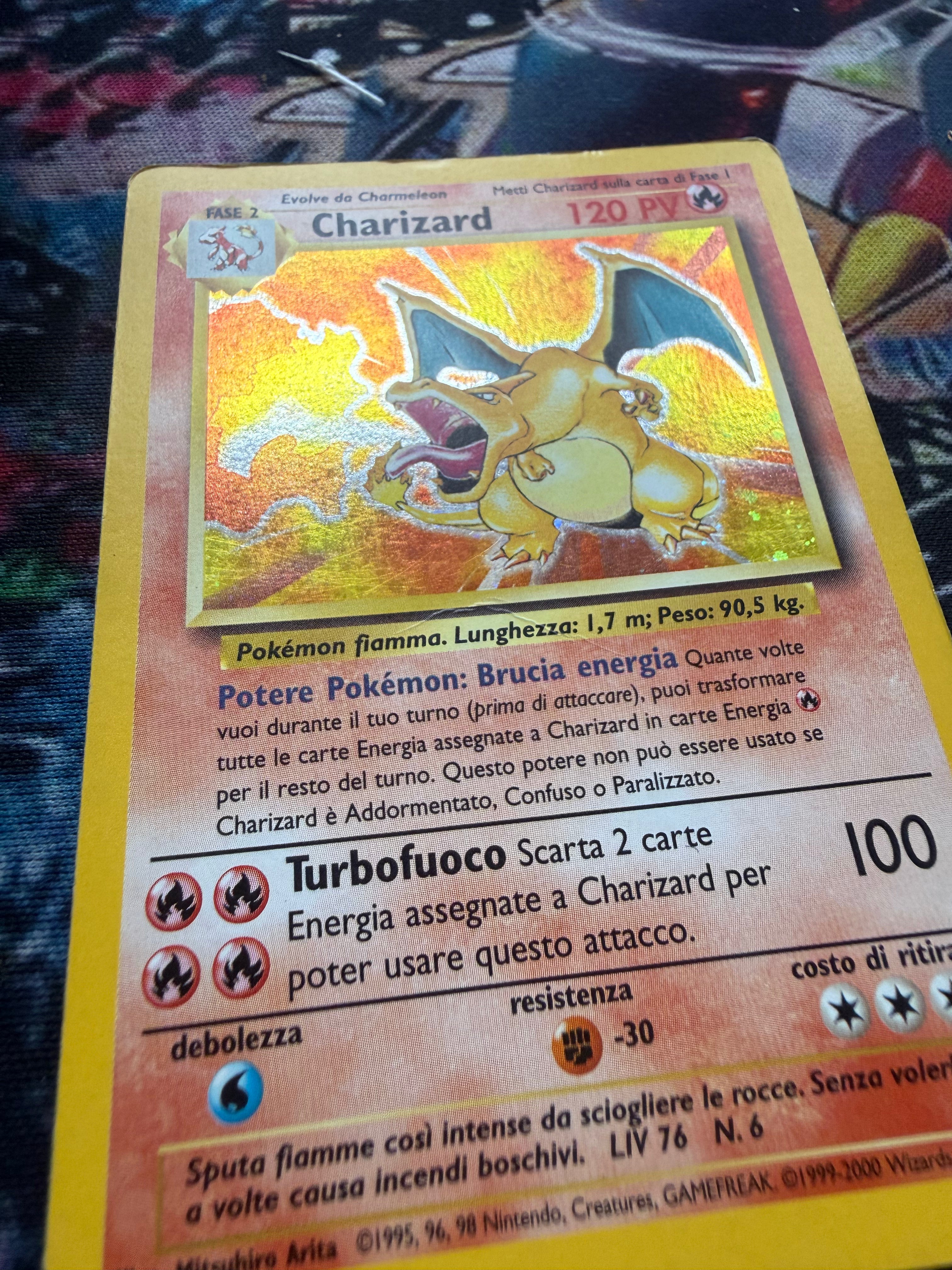 Charizard set base holo italiano