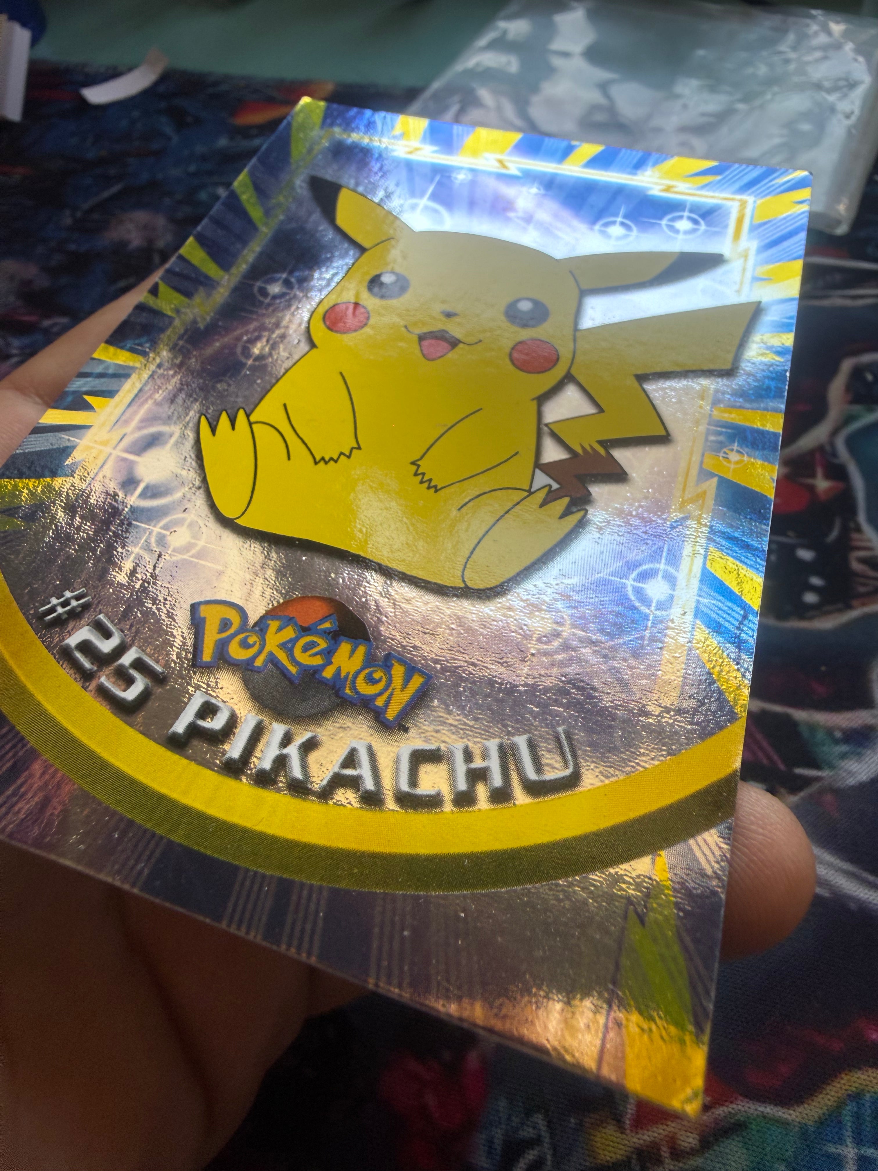 TOPS PIKACHU OVERS SIZE