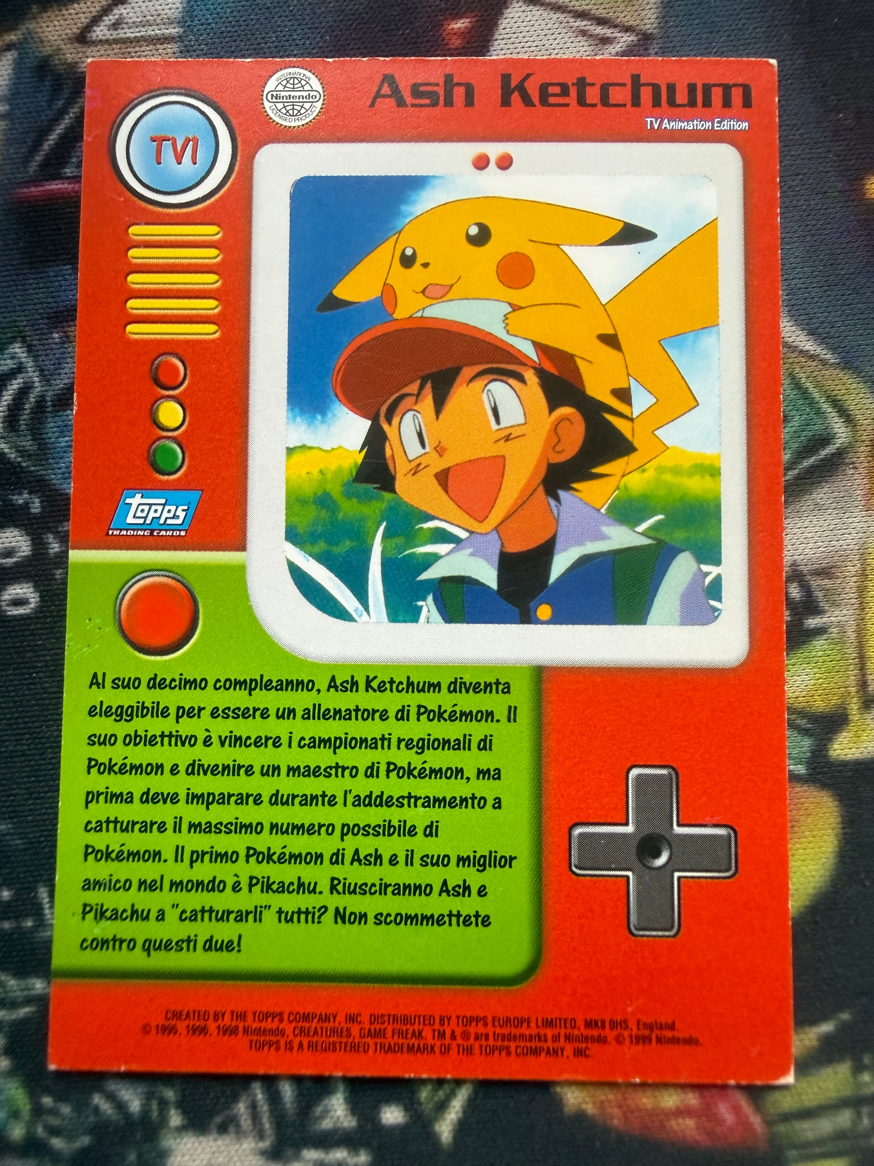 Tops Pokémon TV1 Ash e Pikachu No Holo
