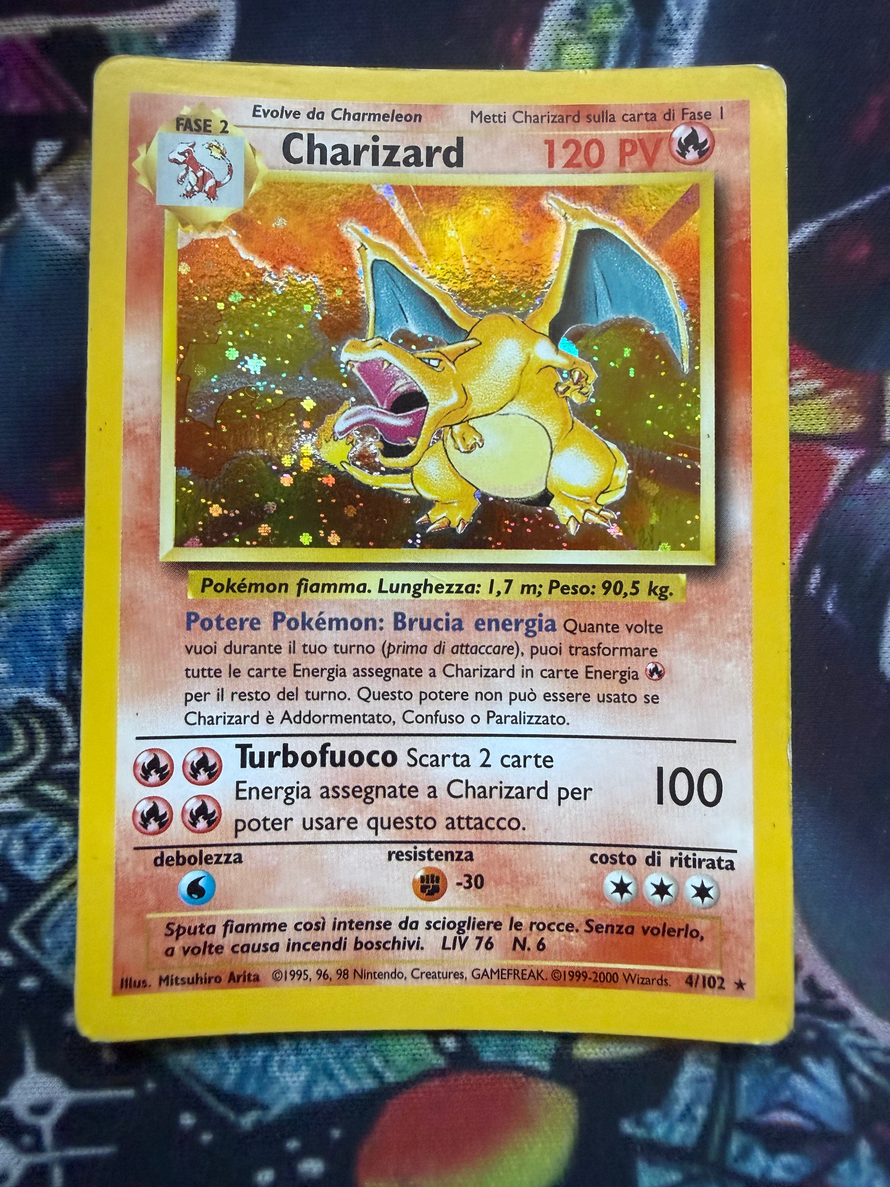 Charizard set base holo italiano