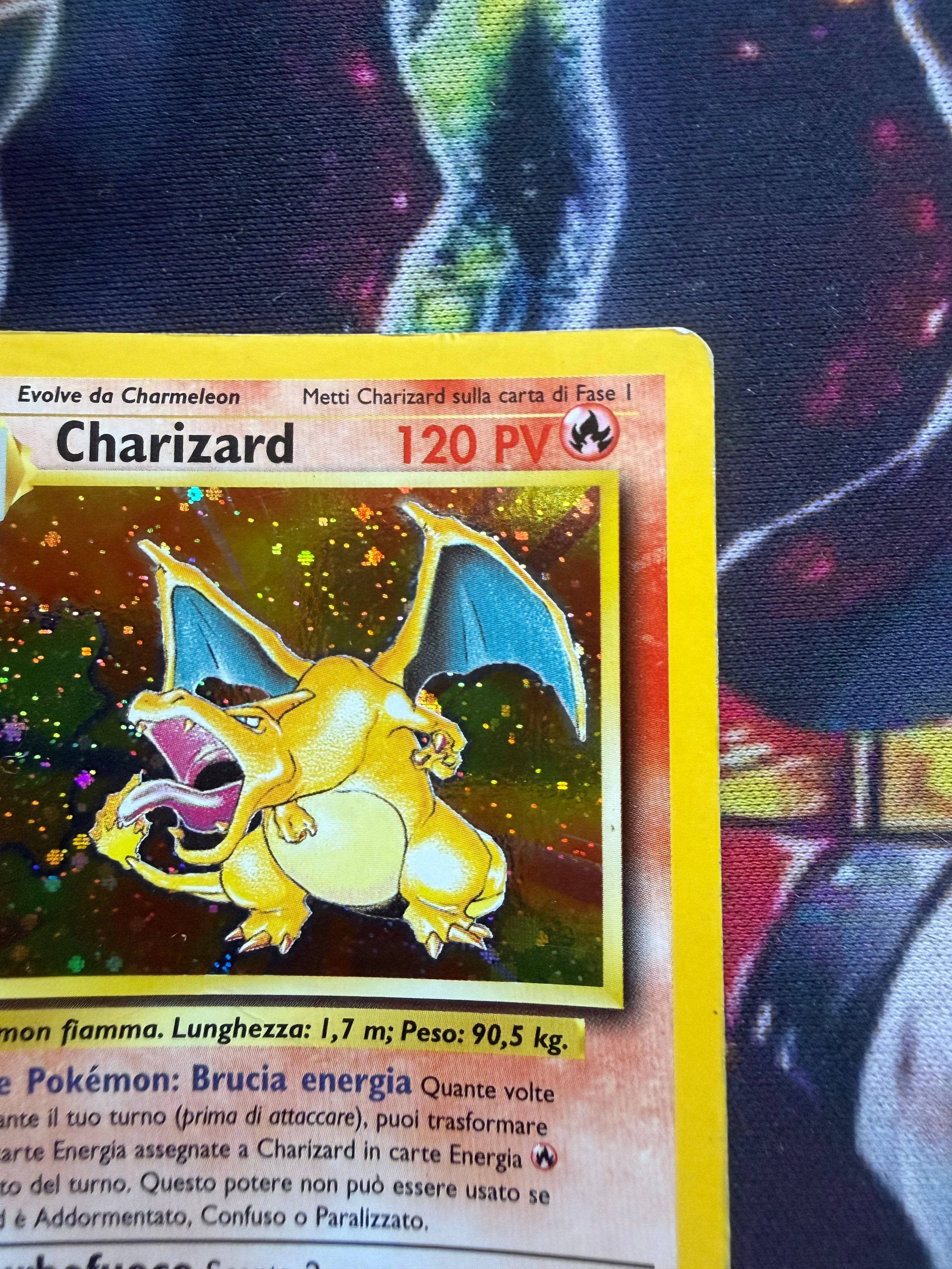 Charizard set base holo italiano